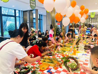 1594888440260728.jpg 金輝·優(yōu)步學(xué)府活動現(xiàn)場